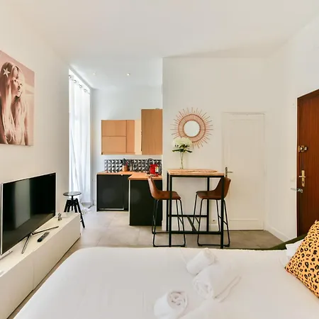 Le Concordia Mignon Avec Grande Et Belle Terrasse, En Plein Coeur Du Centre-ville Apartment *